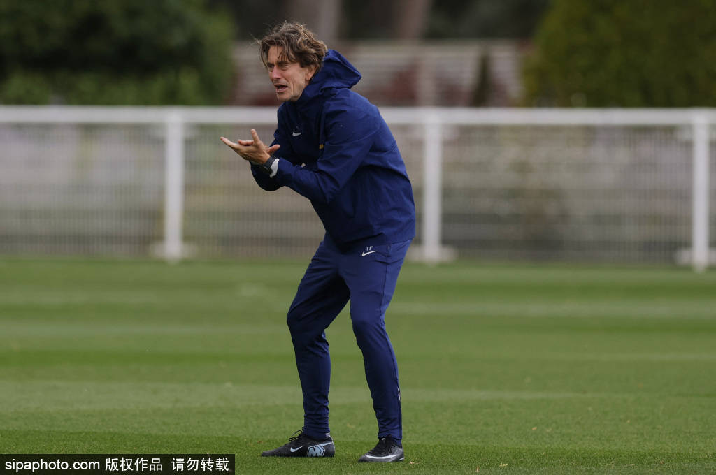 英超球队热刺备战欧冠比赛
英超球队热刺备战欧冠比赛